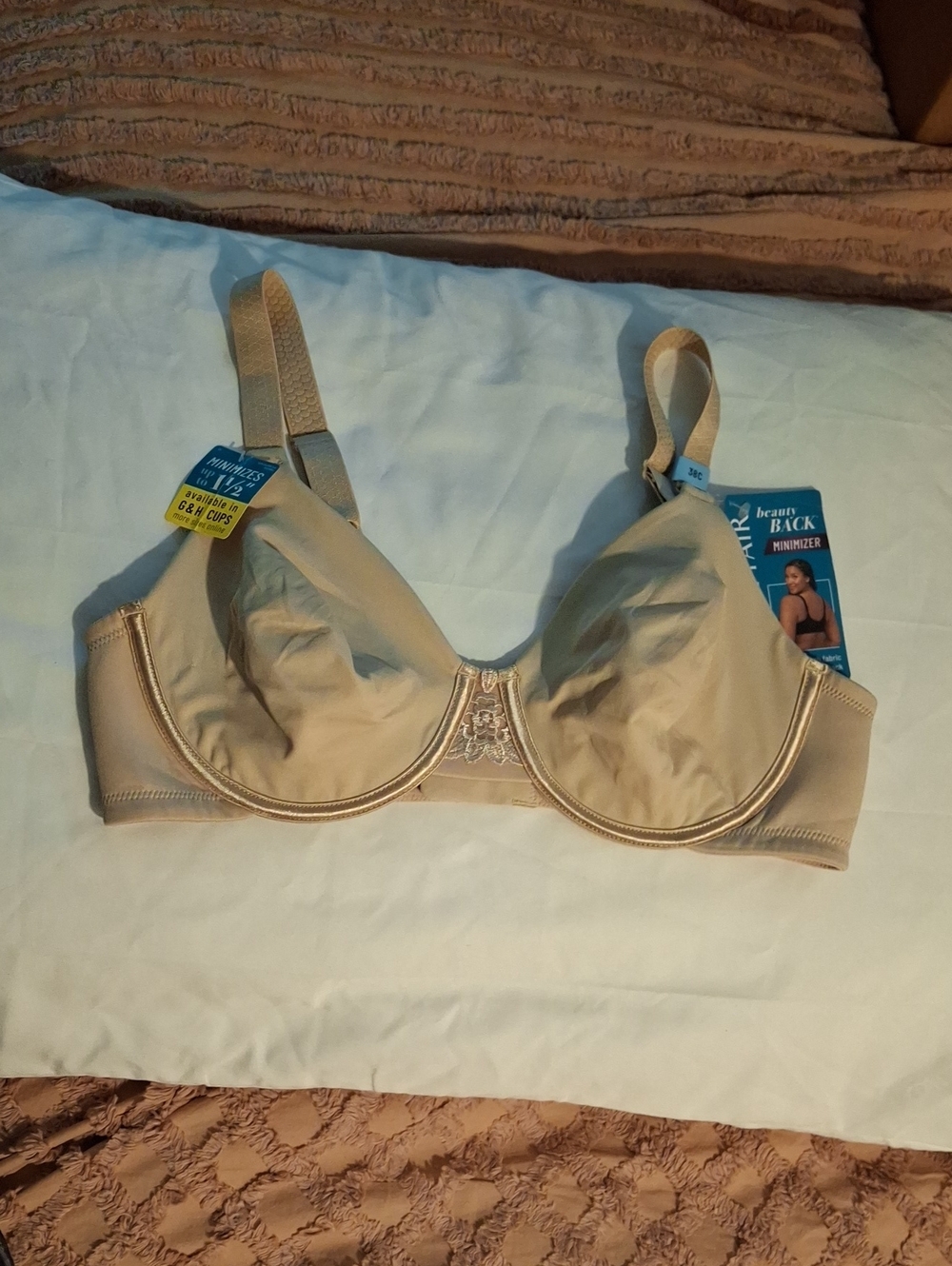 Vanity Fair Beige Minimizer 4Way Stretch 38C Bra NWT Beige